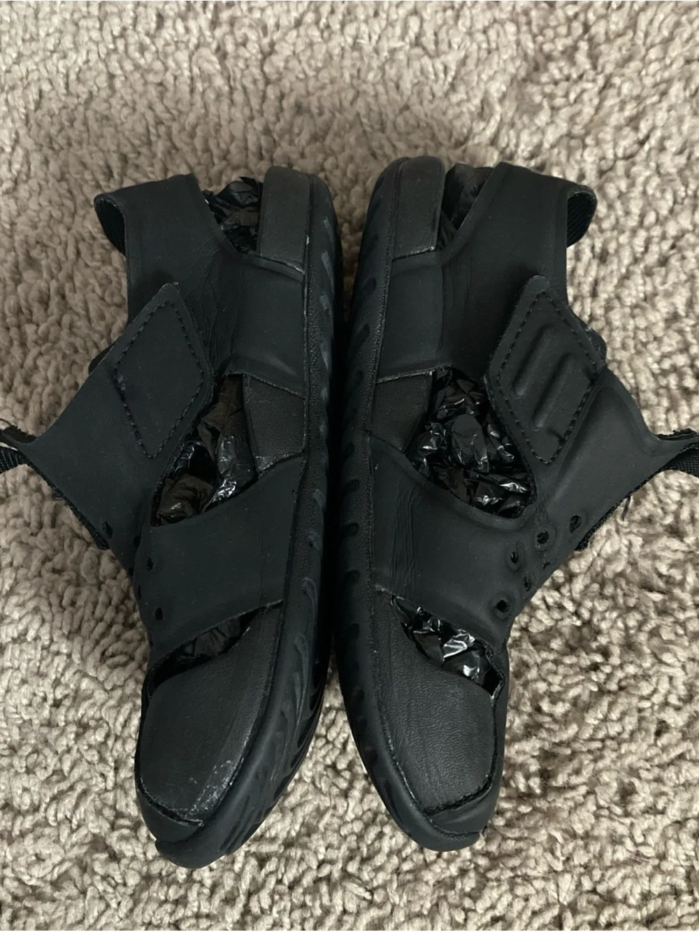 Nike Sunray protect Black Sandals with White Swoosh Accent size 7